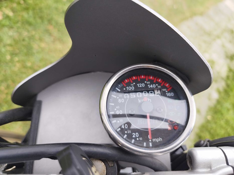 Bullit hero 125 em excelente estado