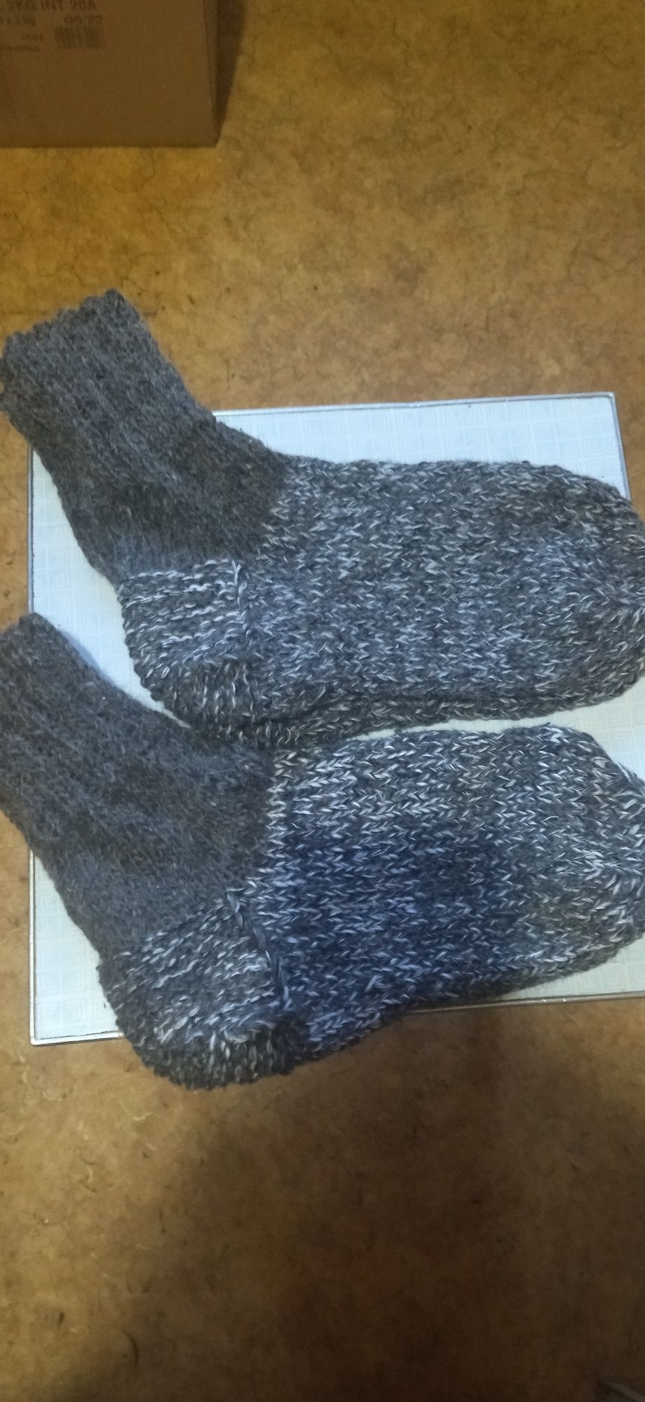 Вязаные носки на заказ
