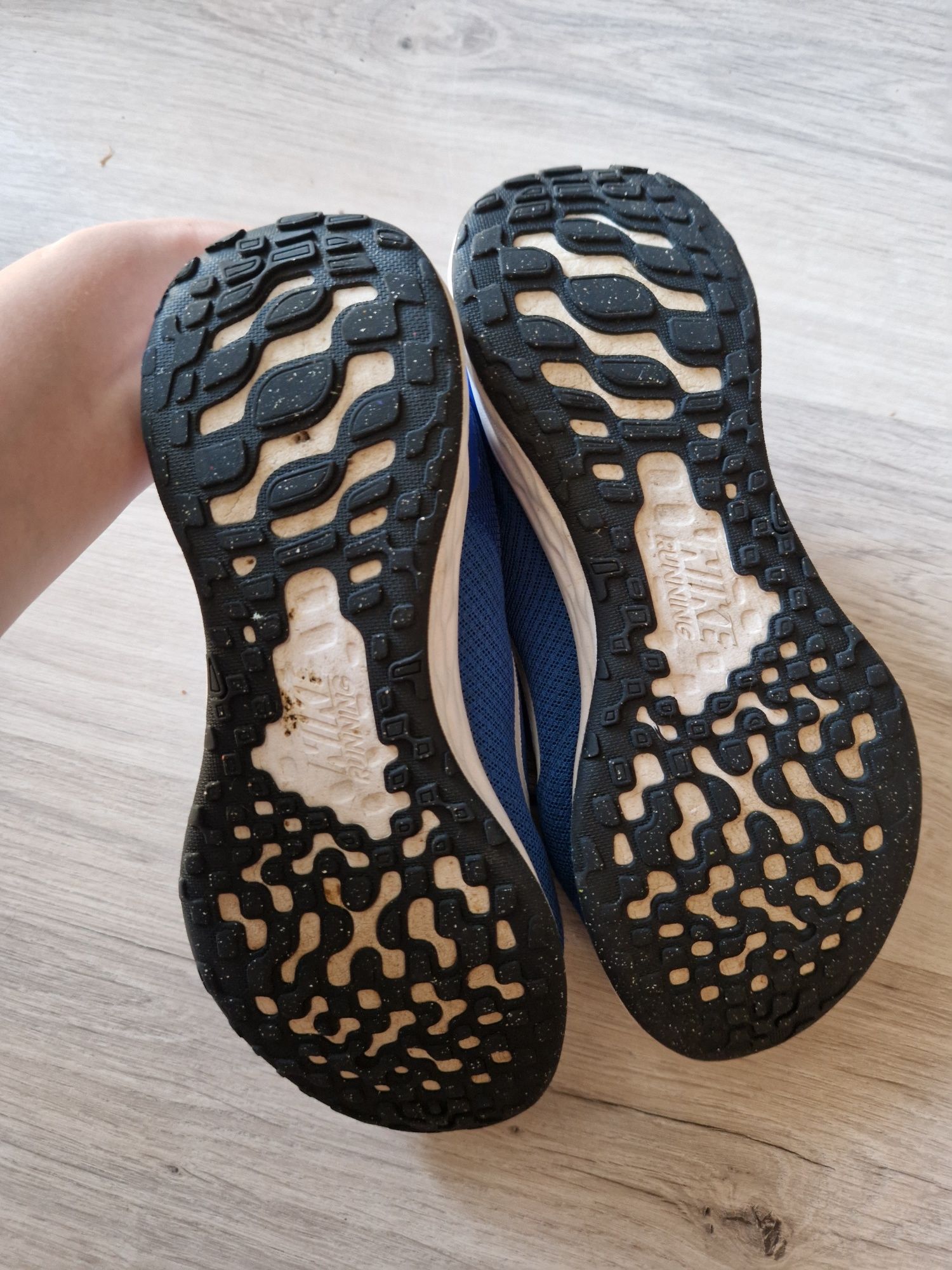 Niebieskie buty Nike 38