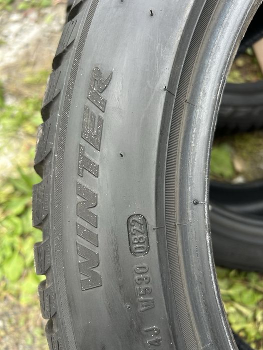Шини зимові резина зима Pirelli Sottozero3 245/45r18