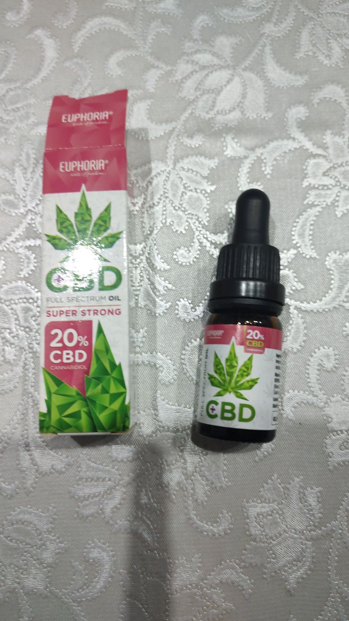 Olejek konopny CBD 20 %  10 ml  firmy EUPHORIA