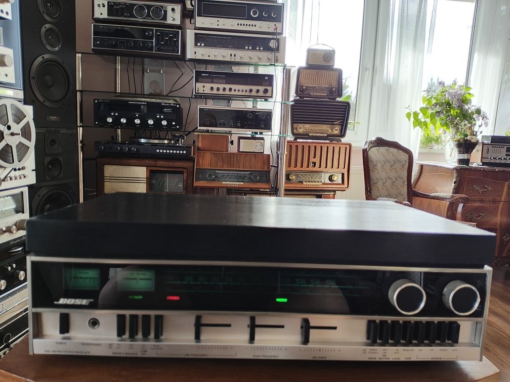 Amplituner Bose 550 FM/AM Stereo Receiver