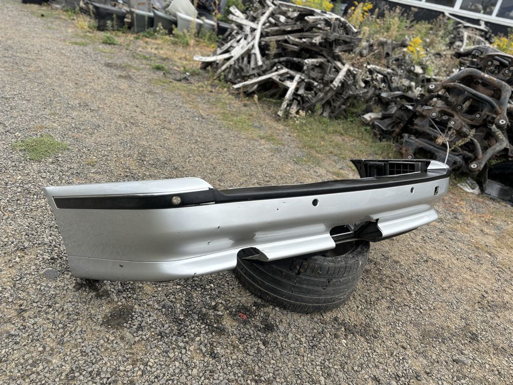 Задній Бампер БМВ Е39 Турінг BMW Універсал titansilber metallic 354