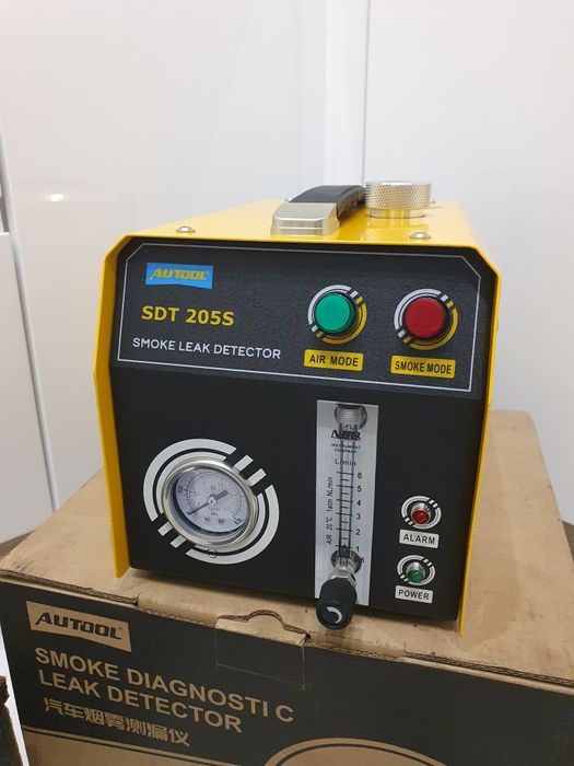 Nowy generator dymu - tester szczelności silnika / rur AUTOOL SDT205S