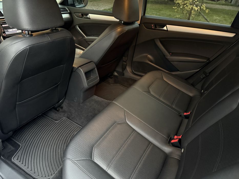 Volkswagen Passat B7 2.5 ГБО Автомат