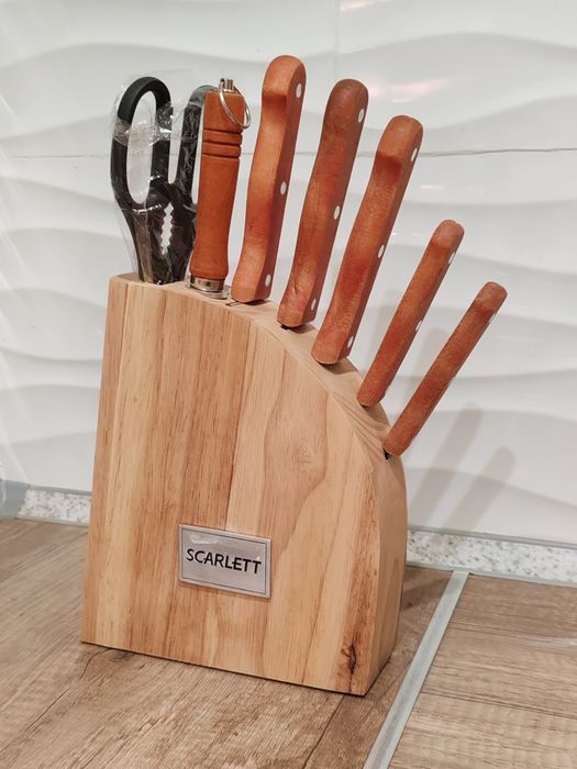 Набір ножів з 8 предметів