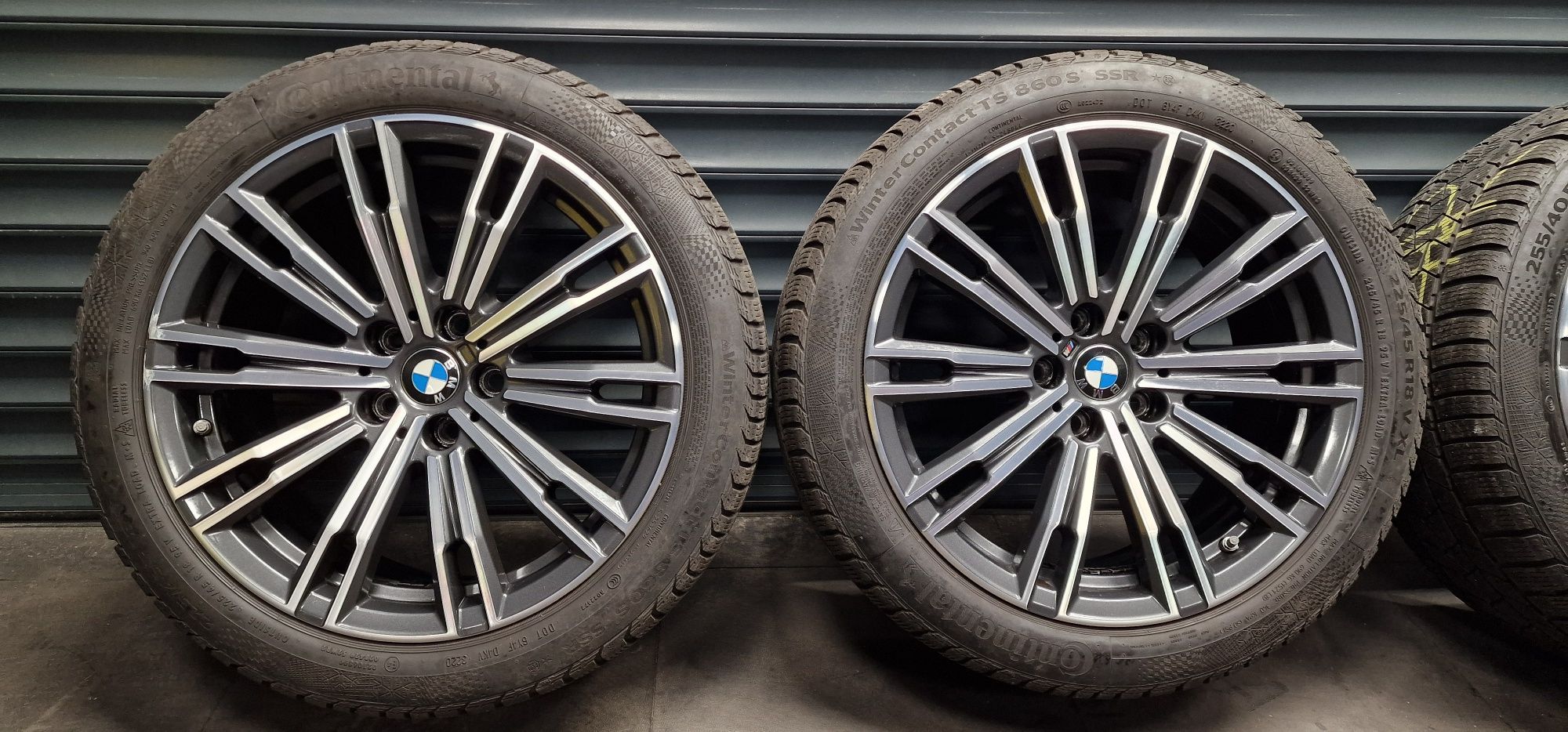 Koła zimowe BMW SERII 3 G20 G21 R18 
225/45R18 255/40R18