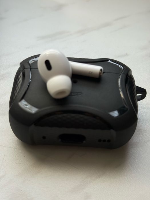 AirPods Pro 2, model MQD83ZM/A MagSafe