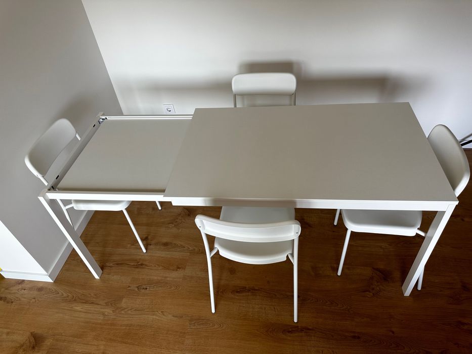 Mesa Extensível Ikea Vihals + 4 cadeiras Vihals