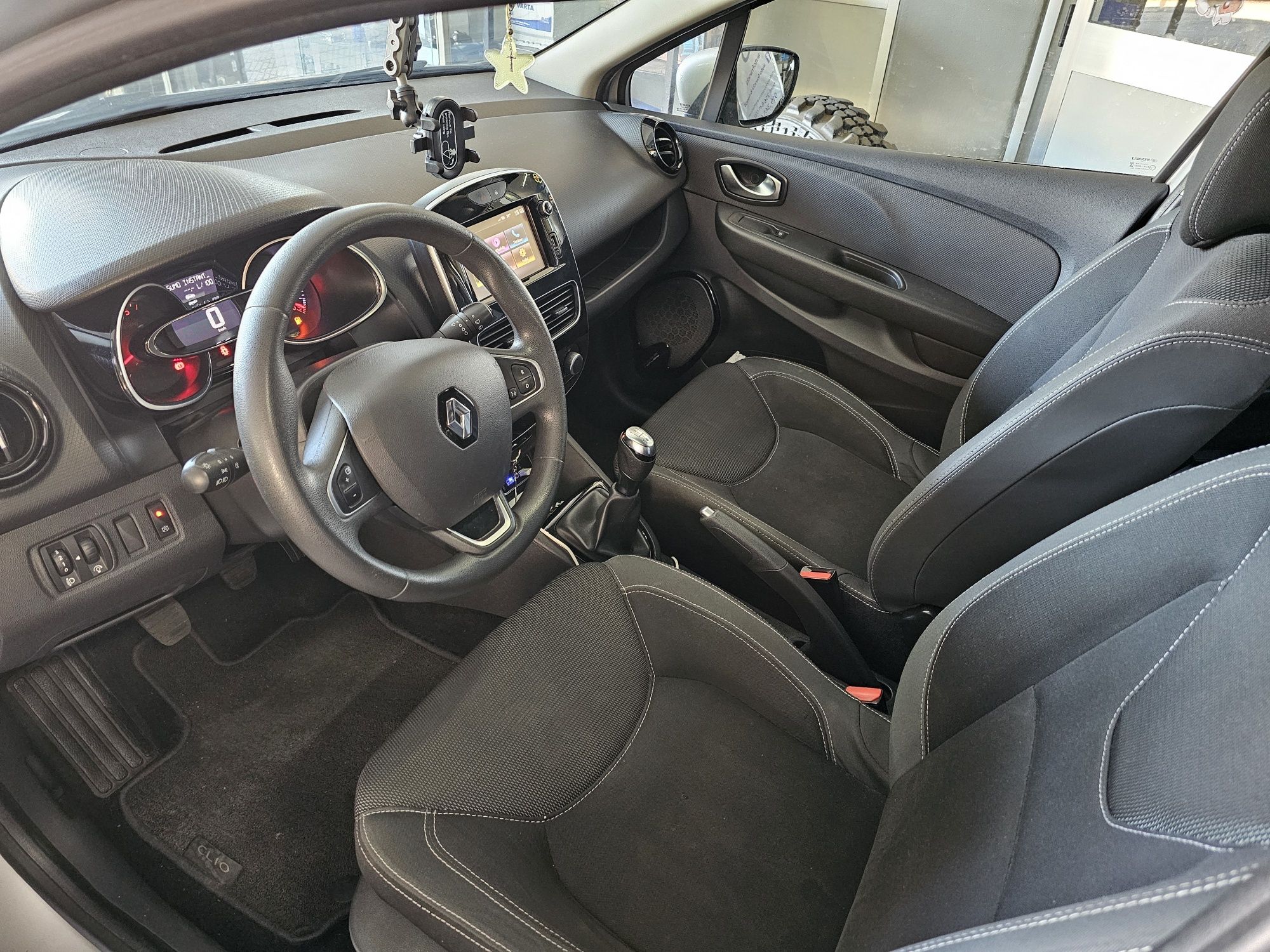 Renault clio IV R 1.5 dCI 2018 gasoleo