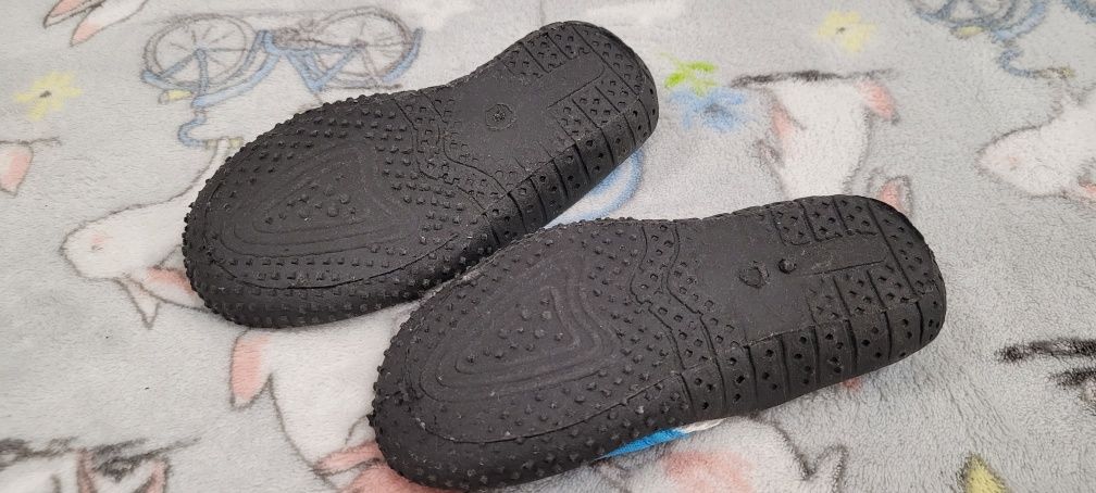 Buty dziecięce zestaw wakacyjny r. 22/23