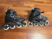 Rolki 35-38, komplet ochronny M, kask (z Decathlonu)