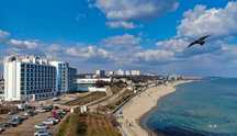 Первая линия у моря однокомнатная квартира.