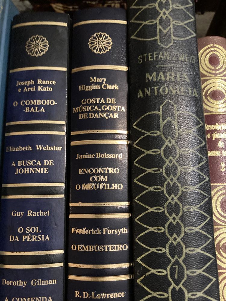 Livros a bom preço.