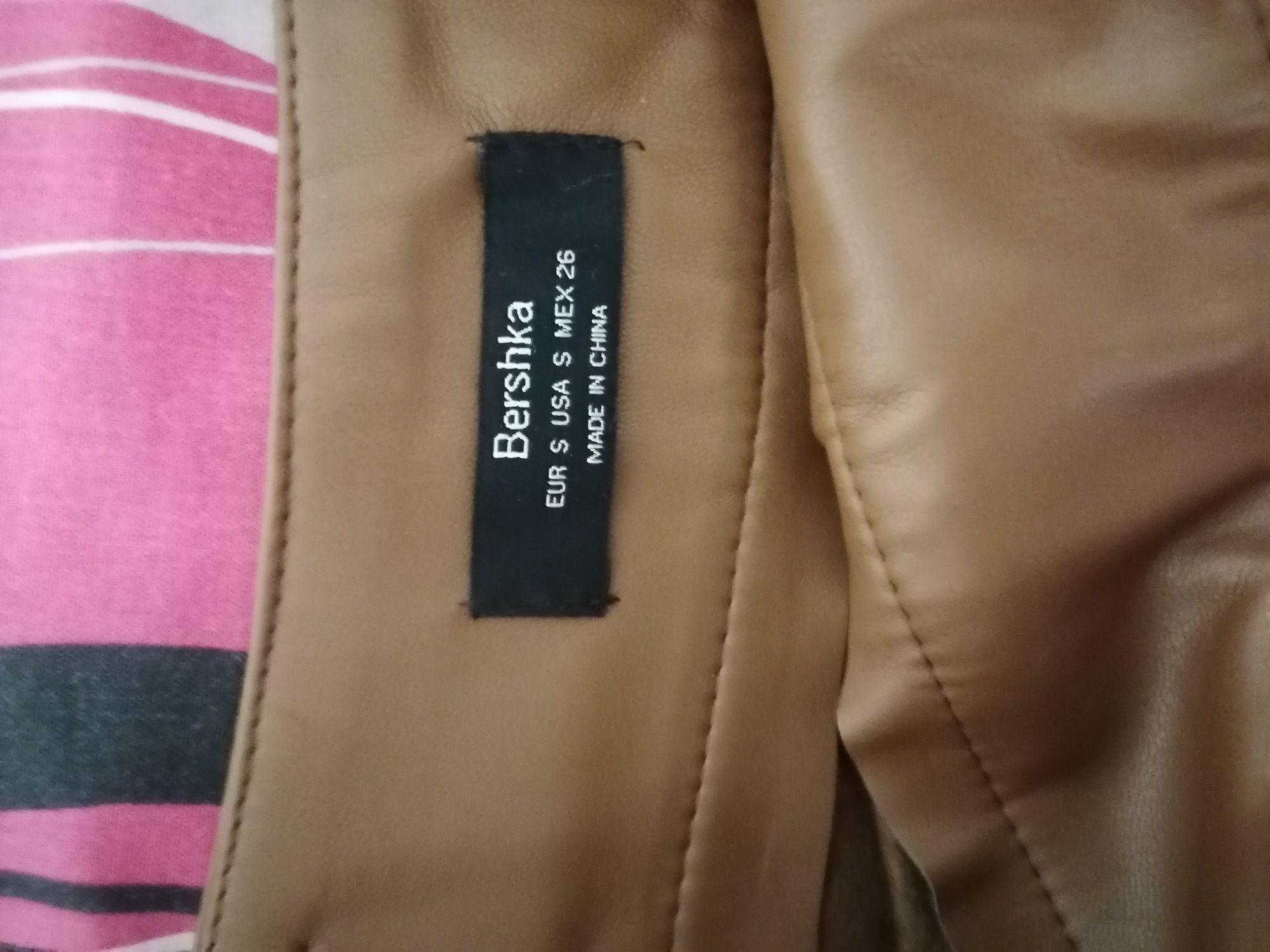 Bershka saia castanha