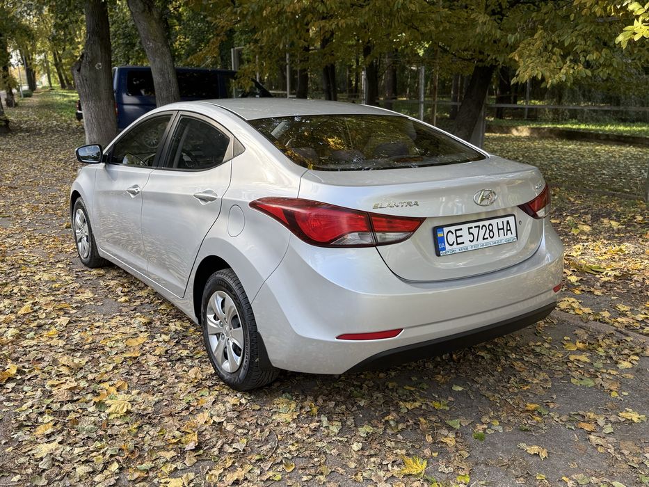 Hyundai  Elantra GLS