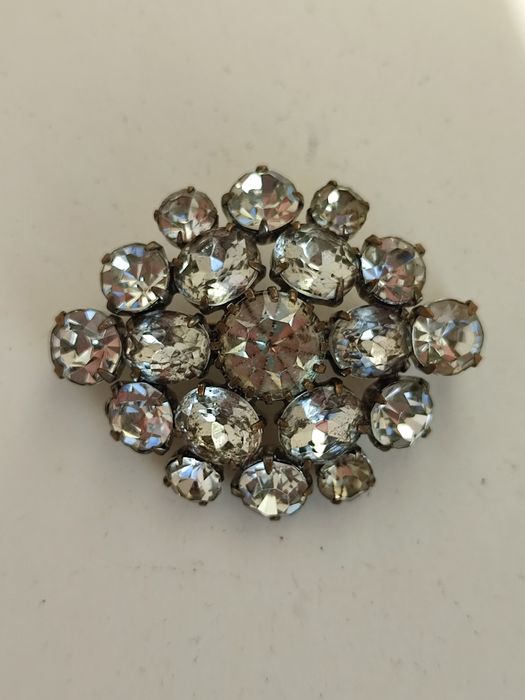 Винтажная брошь .