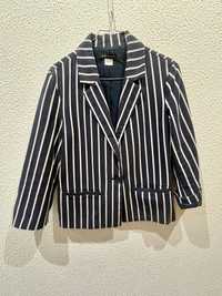 Blazer azul escuru com riscas