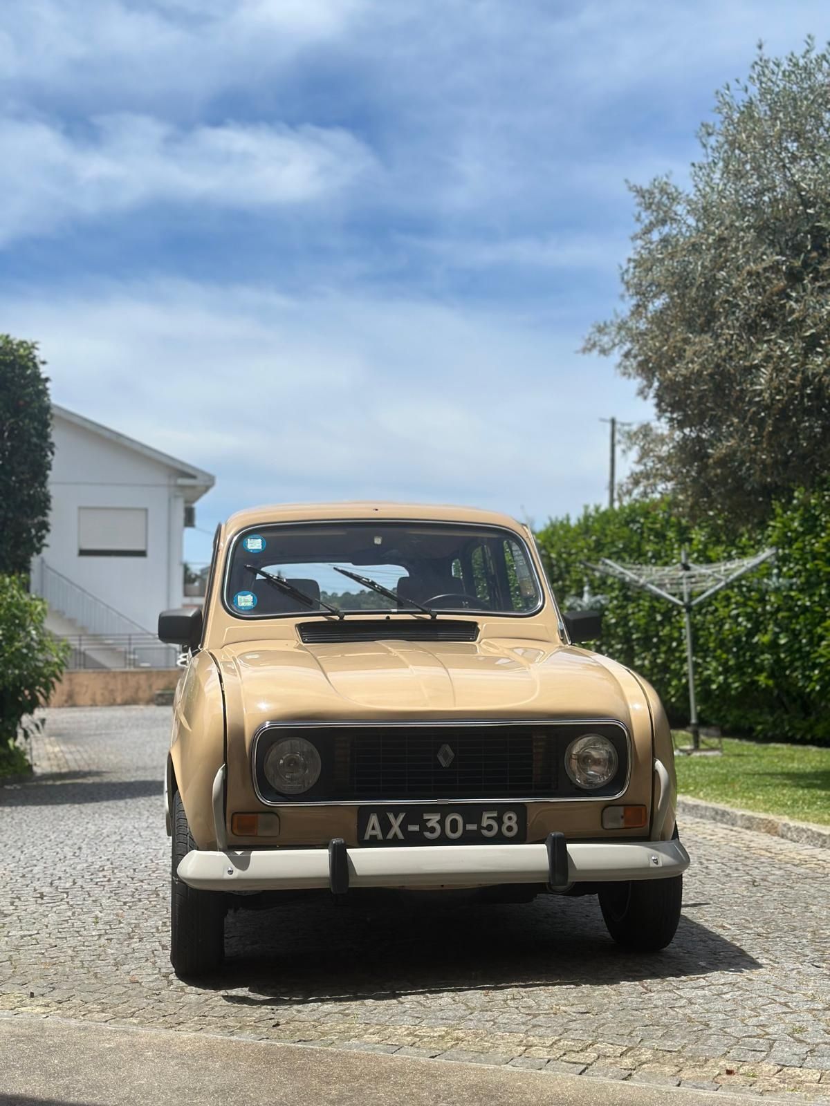 Vendo Renault 4TL