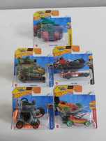 HOT WHEELS Let's Race Piranha/ Tanknator/ HW-4-TRAC I INNE NETFLIX
