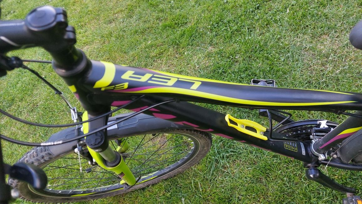 Rower KROSS Lea. F3 rama XS -15"