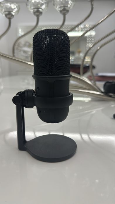 Razer BlackShark V2 + HyperX SoloCast + SteelSeries Apex 3 TKL