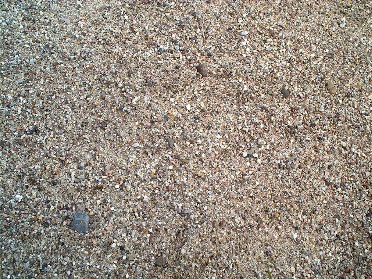 Piasek piach rzeczny posadzki do betonu zaprawy kliniec ziemia żwiry