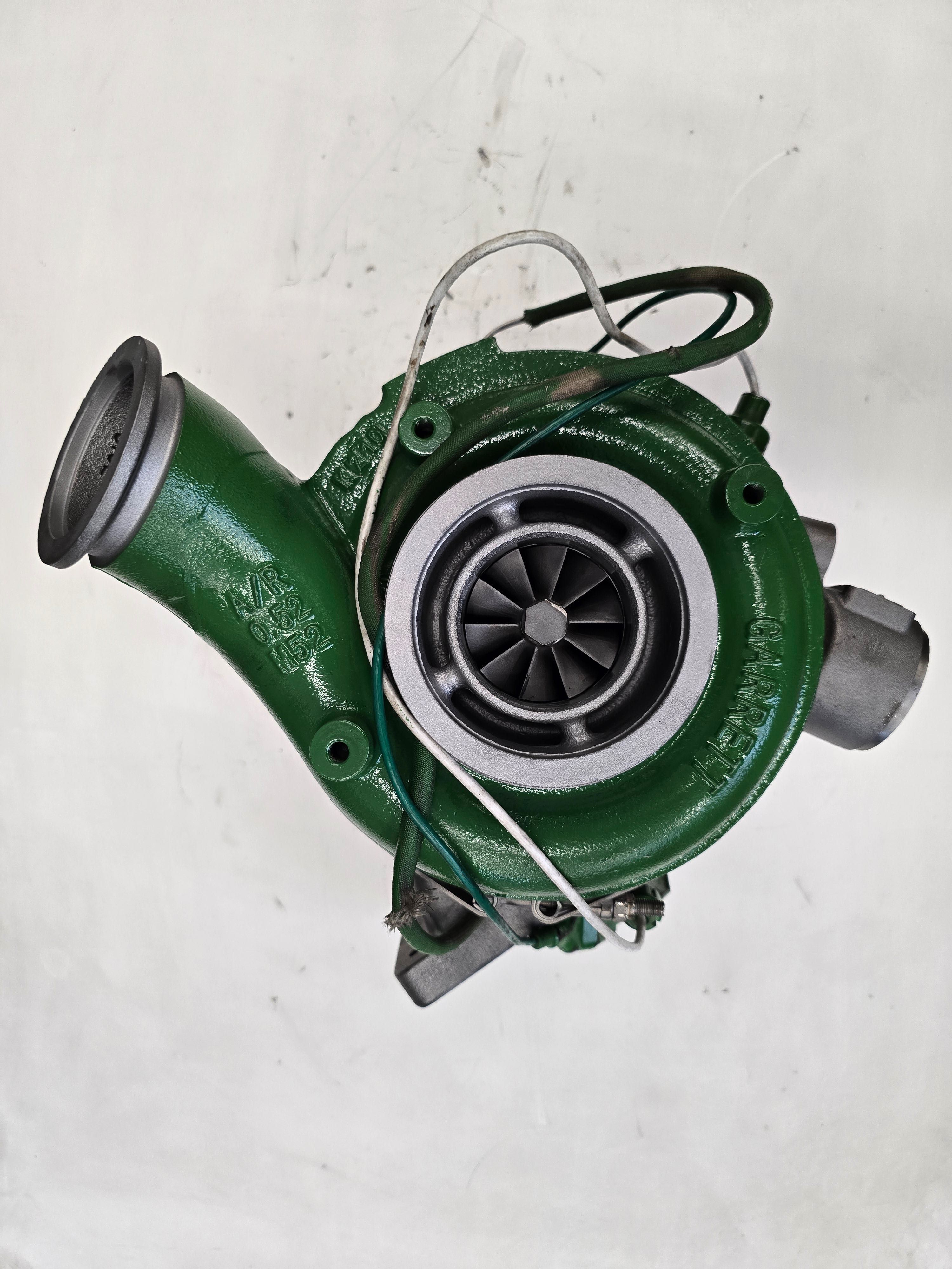 Turbosprężarki Turbocharger BI-TURBO JOHN DEERE - R: 82,83,93