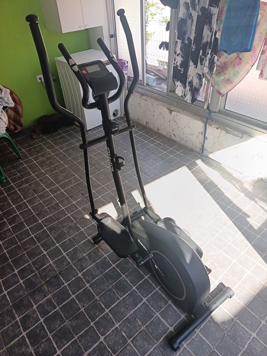 Vendo Elíptica - Praticamente NOVA