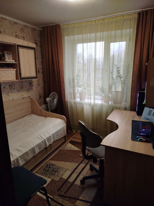 Продам 4-х комнатную квартиру в девятиэтажном доме на ПЗТО