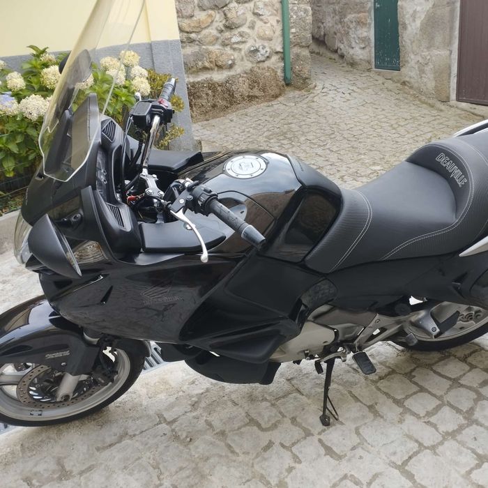 Mota Honda Deauville