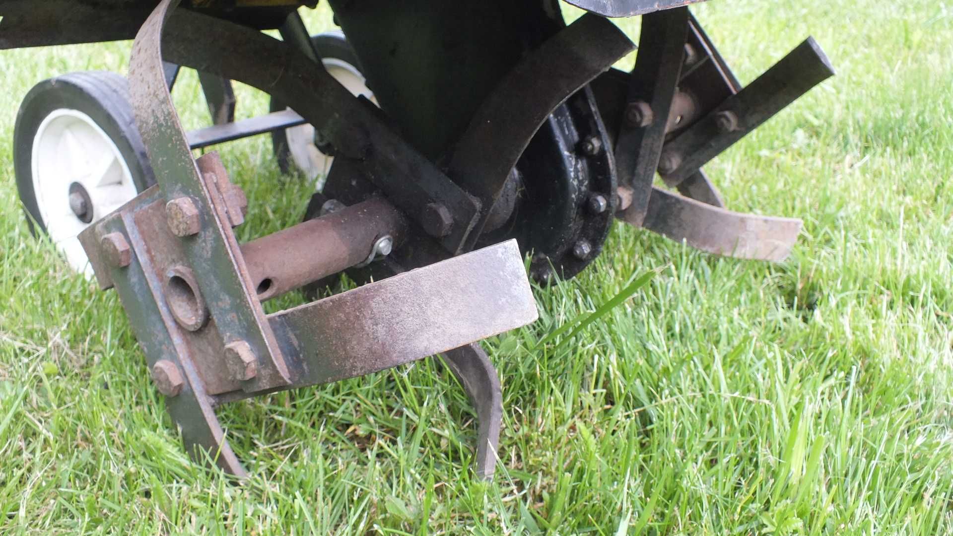 Glebogryzarka spalinowa Crickrt 5R, Briggs & Stratton 5 KM z rewersem