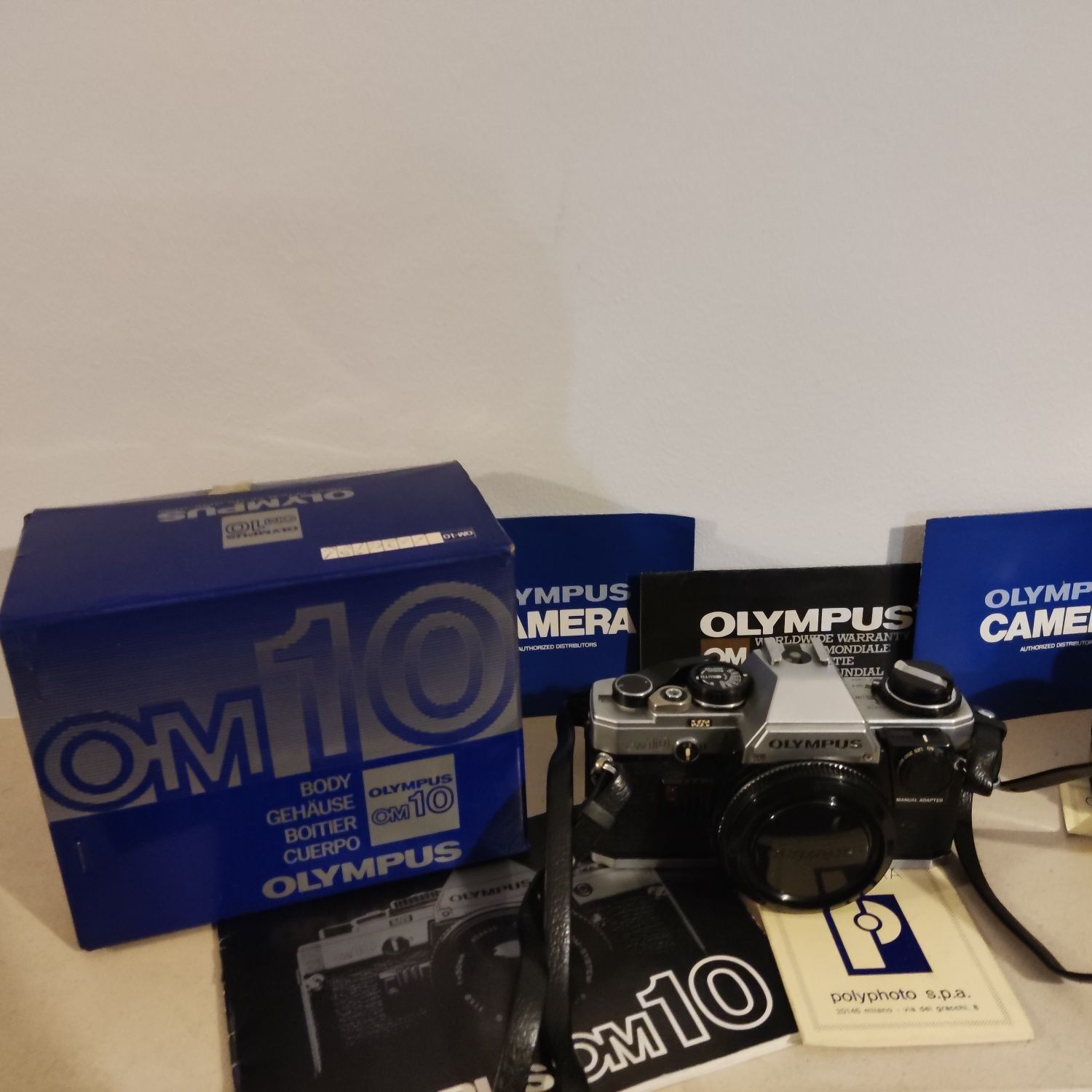 Olympus OM 10 + Zuiko Auto-S 1:1.8 f=50 mm + Manual Adapter