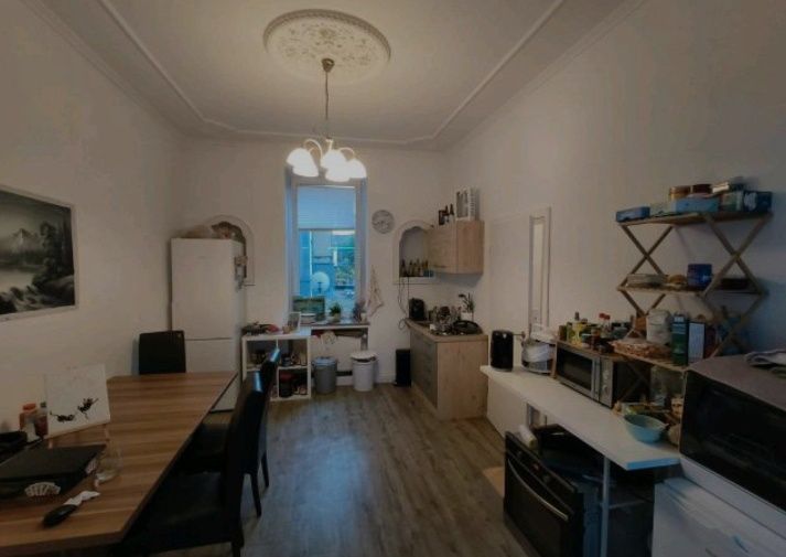 Здаеться квартира, чи продаеться