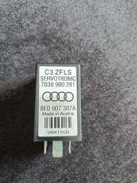 AUDI A4 B7 Przekaźnik 640 servotronic 8E0A