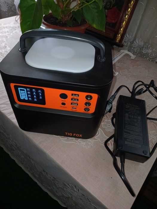 Зарядна станція TIG FOX , нова , ємність 540w ,  акб літій-іонний .