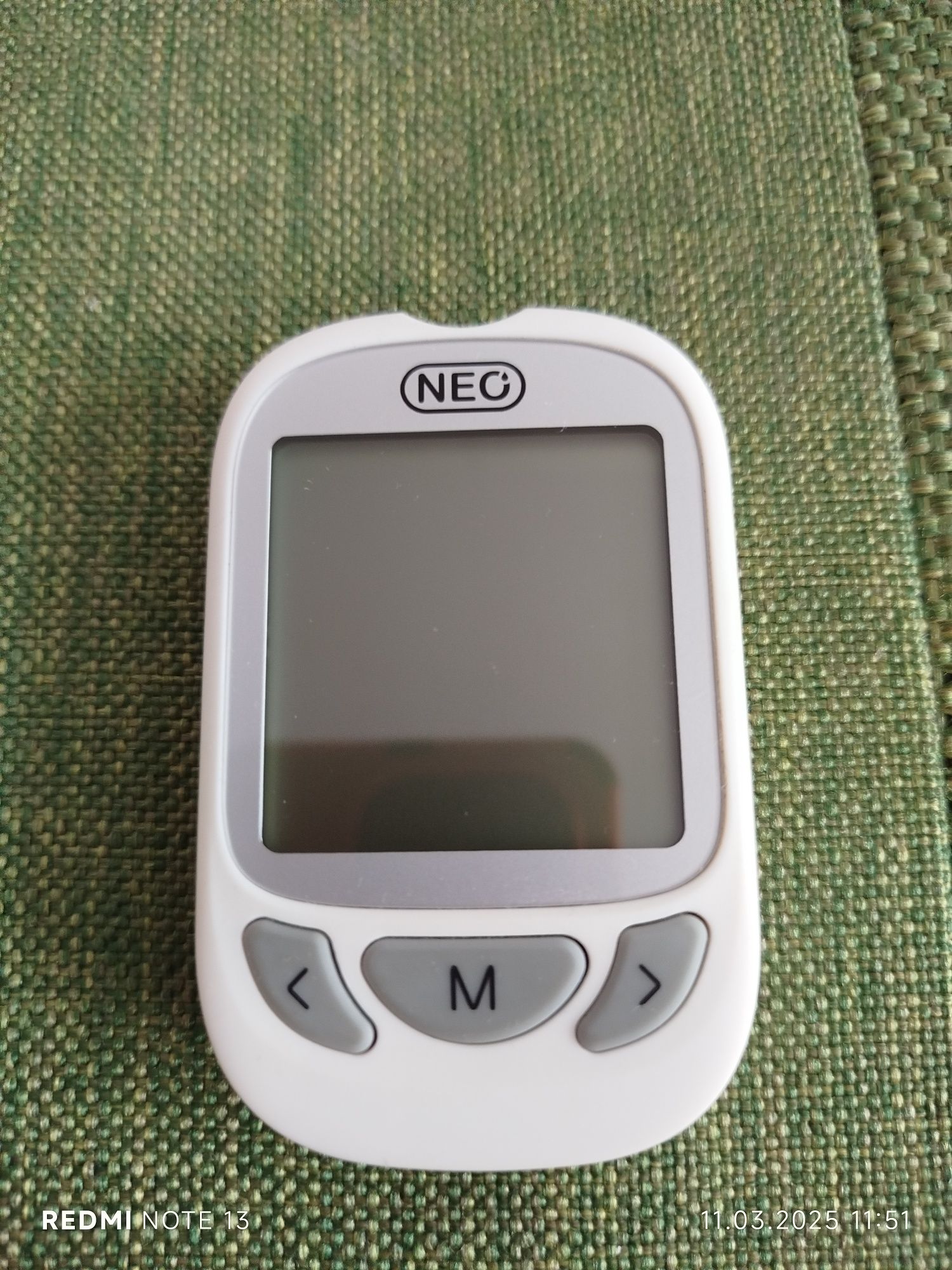 Глюкометр NEWMED NEO + ланцети.