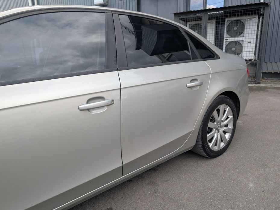 Audi A4 2.0tfsi 2013