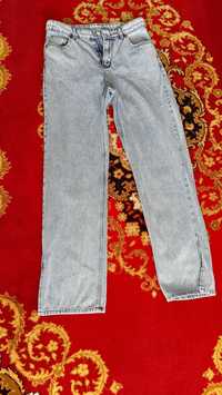 Трендові прямі джинси