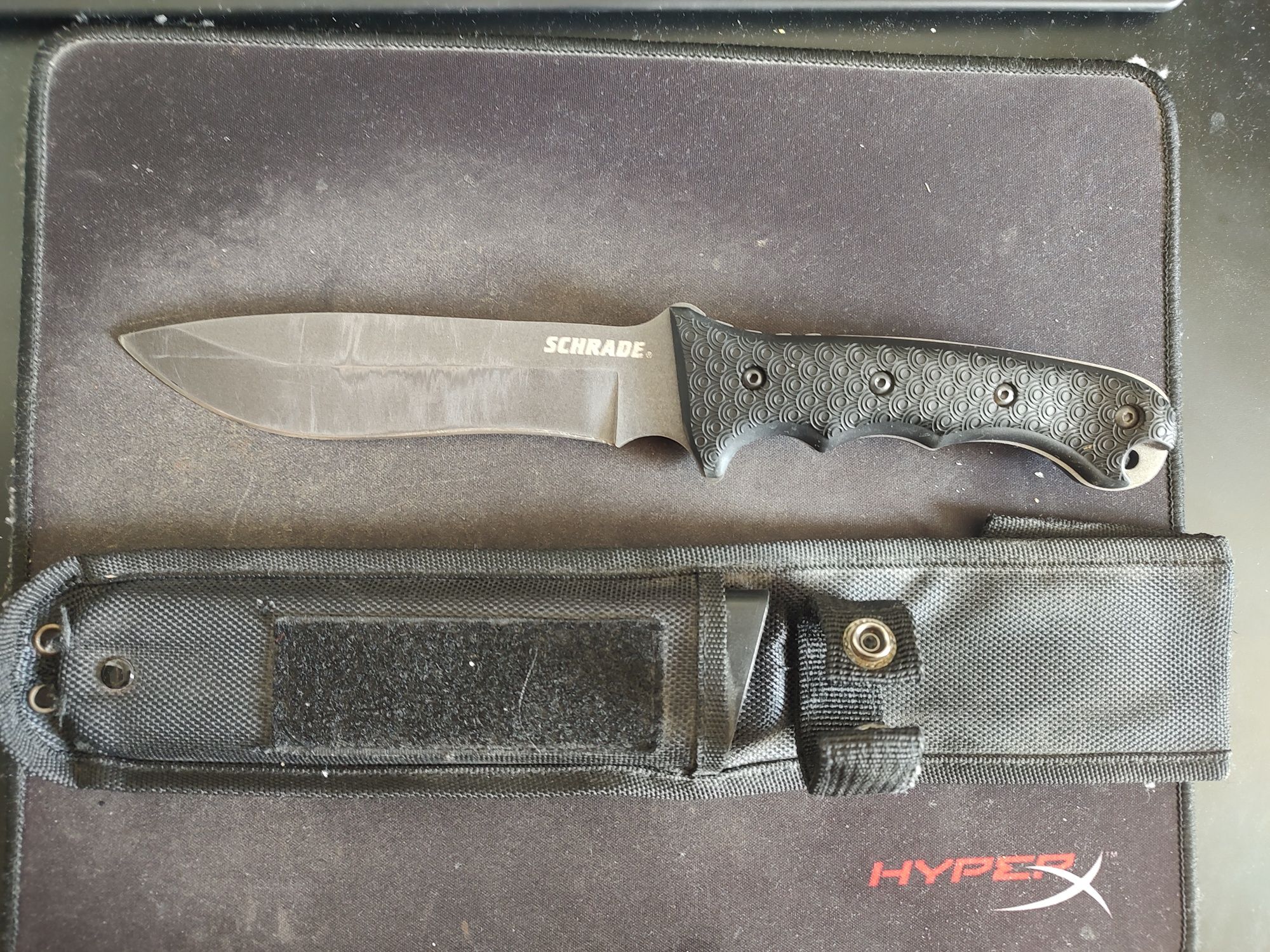 Nóż Schrade SCHF9