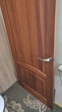 Продам дерев'янні двері
