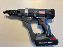 Akumulatorowa wkrętarka taśmowa Twister Senco DS525-18V