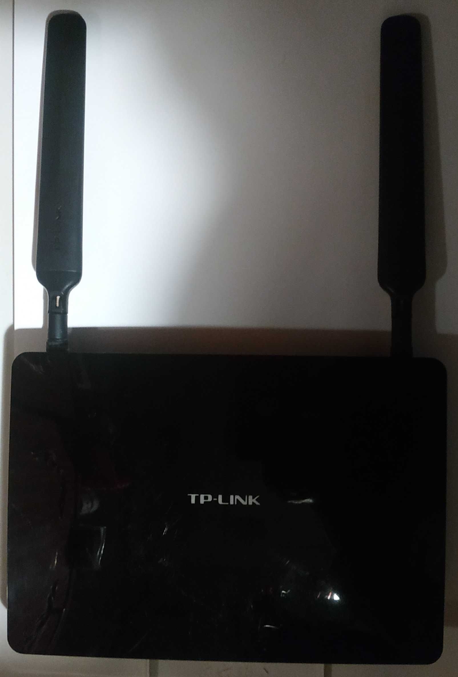 Маршрутизатор TP-LINK Archer MR200