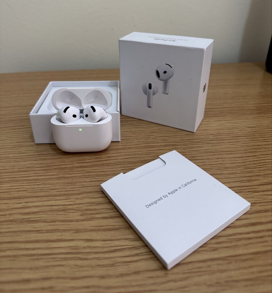 Apple AirPods 4 - Como Novo