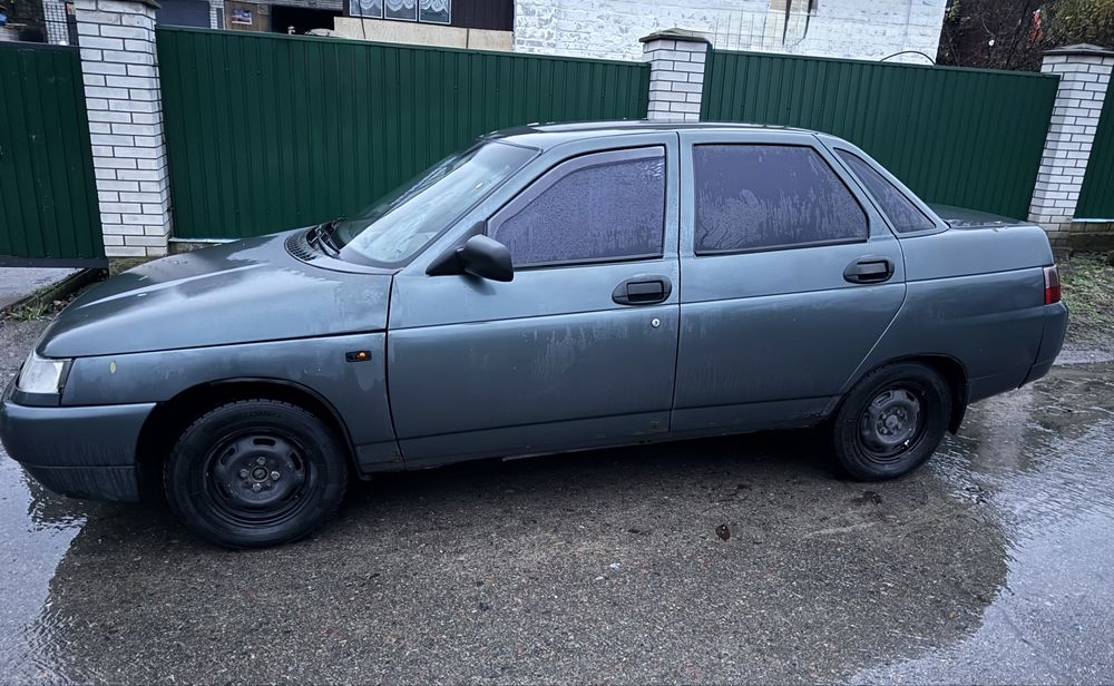 ВАЗ LADA 2110  .