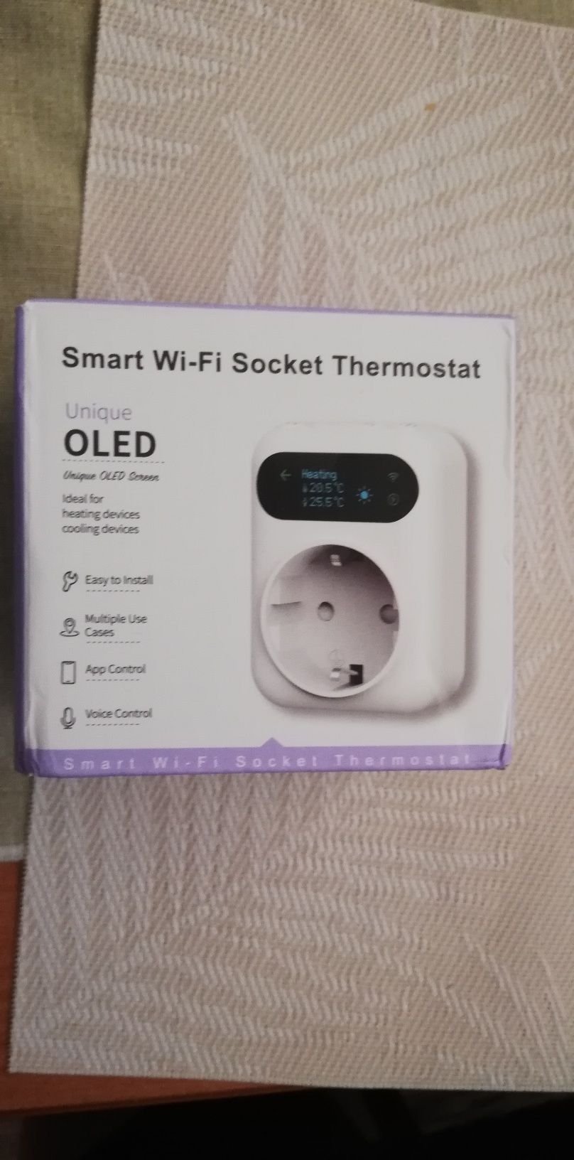 inteligentne gniazdko z termostatem Wi-Fi,