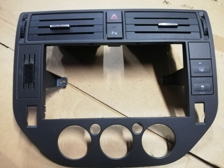 Ramka panel obudowa radia Ford C-max 03-10r Kuga 08-12r konsola