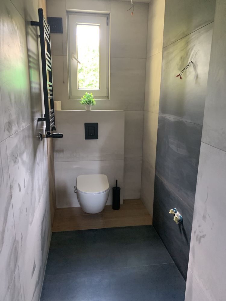 Wynajmę umeblowane mieszkanie 50m2 calość 1550 zl..