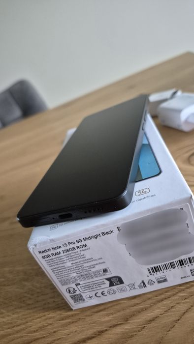 Redmi note 13 pro 5g Midnight black 8/256