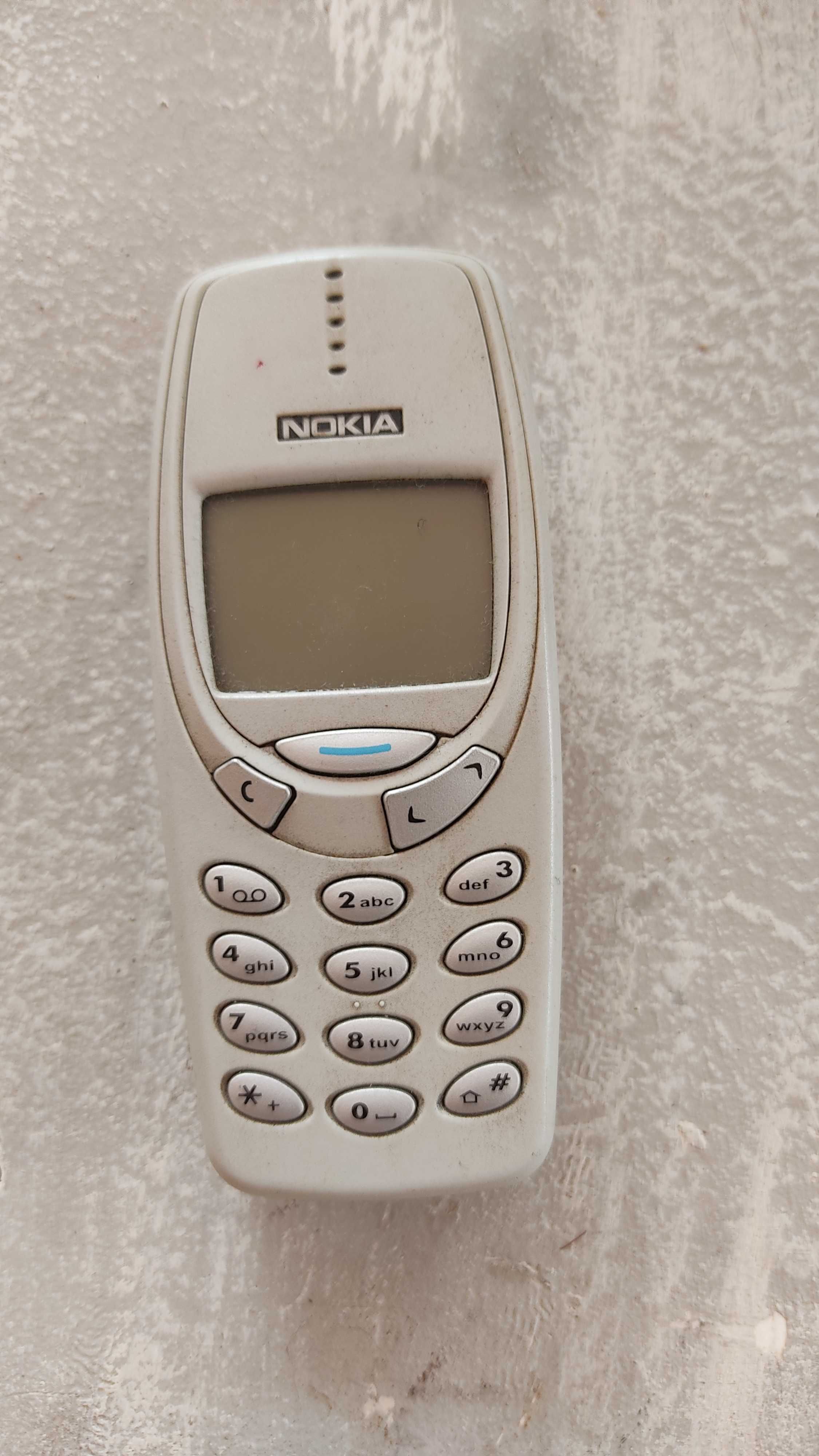 Telemovel NOKIA que poderá servir para aproveitar algumas peças